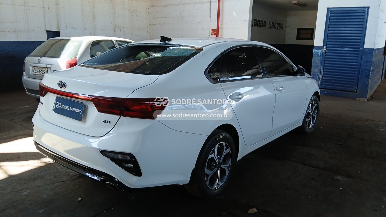 Kia Motors Cerato FF EX 2.0 AT - 2019/2020 — foto 4 de 12