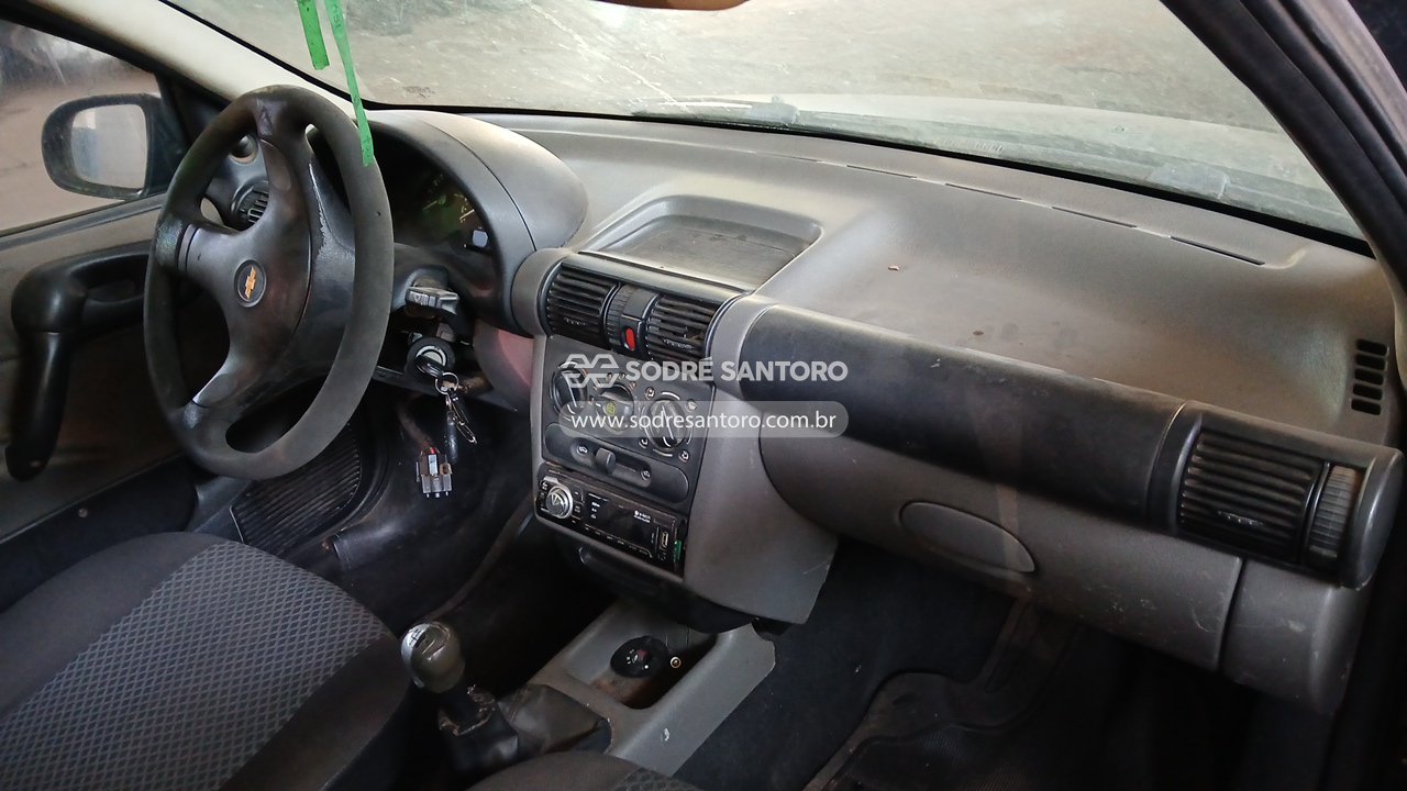 Chevrolet Classic LS - 2011/2012 — foto 6 de 12