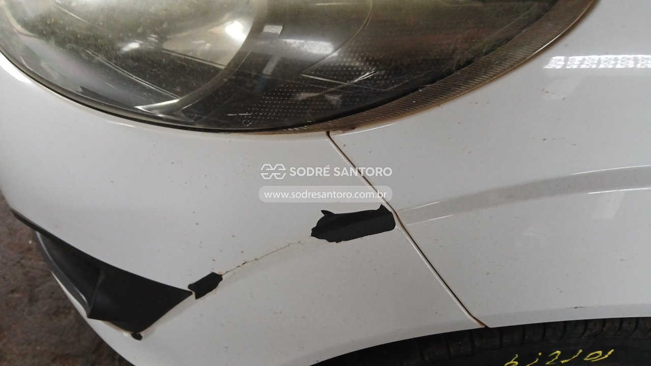 Ford Fiesta Flex - 2013/2014 — foto 10 de 12