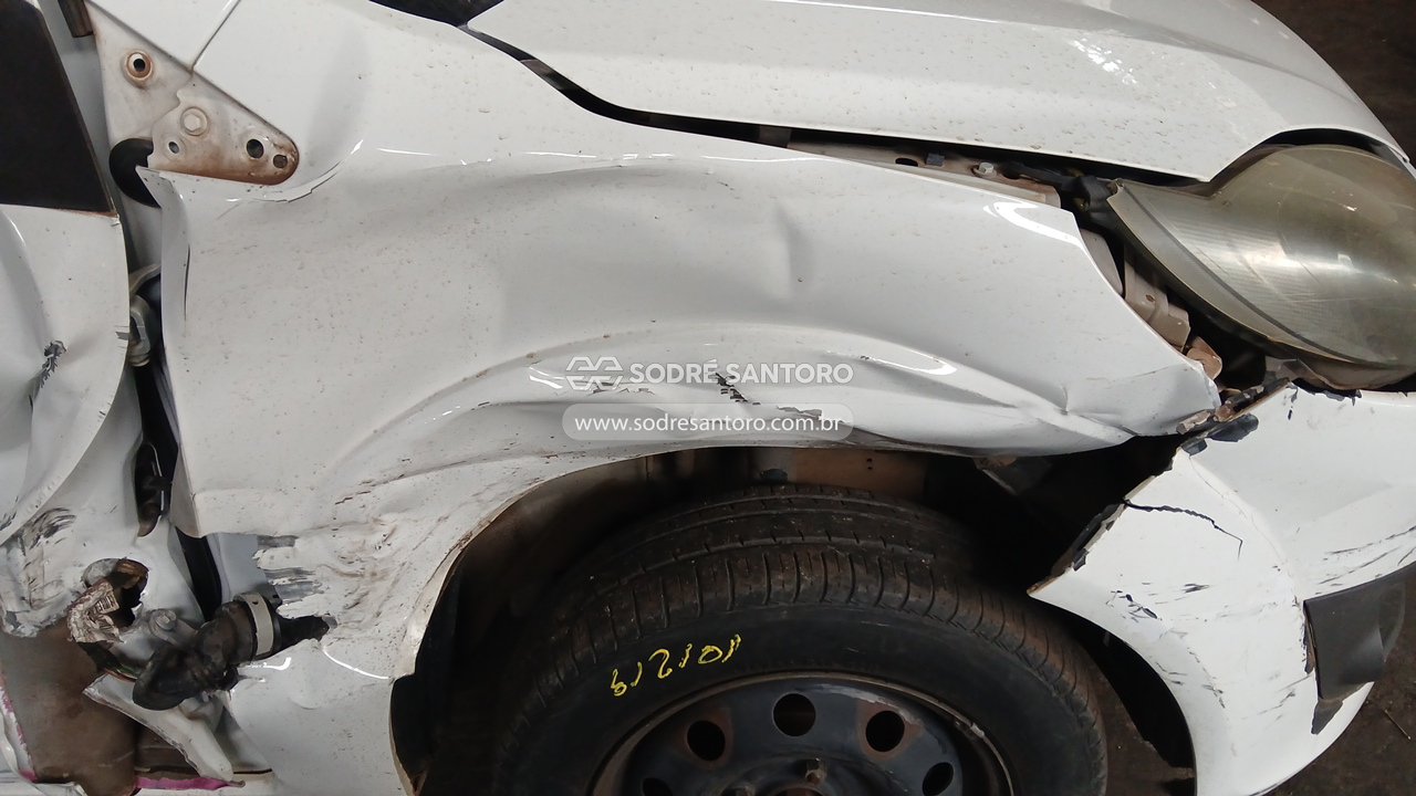 Ford Fiesta Flex - 2013/2014 — foto 12 de 12