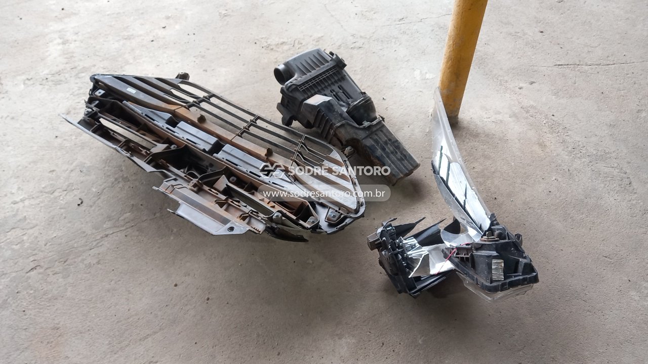 Hyundai Hb20s 1.6a Prem - 2015/2015 — foto 11 de 12