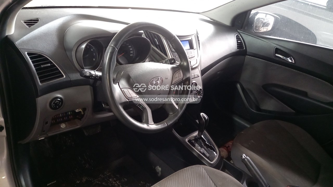 Hyundai Hb20s 1.6a Prem - 2015/2015 — foto 6 de 12