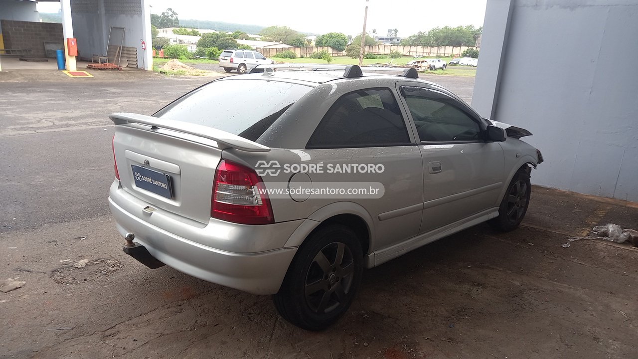 Chevrolet Astra Sunny - 2002/2002 — foto 4 de 12