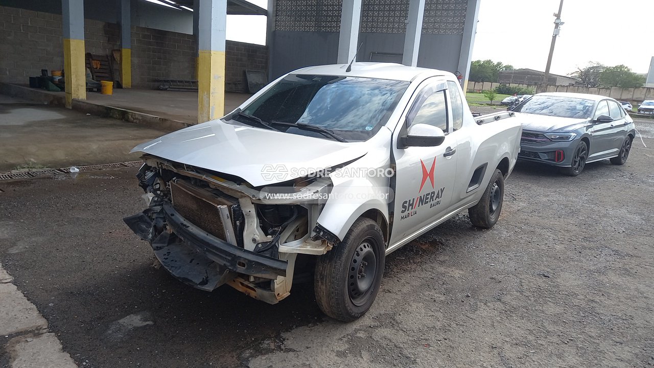 Chevrolet Montana LS - 2014/2015 — foto 3 de 12