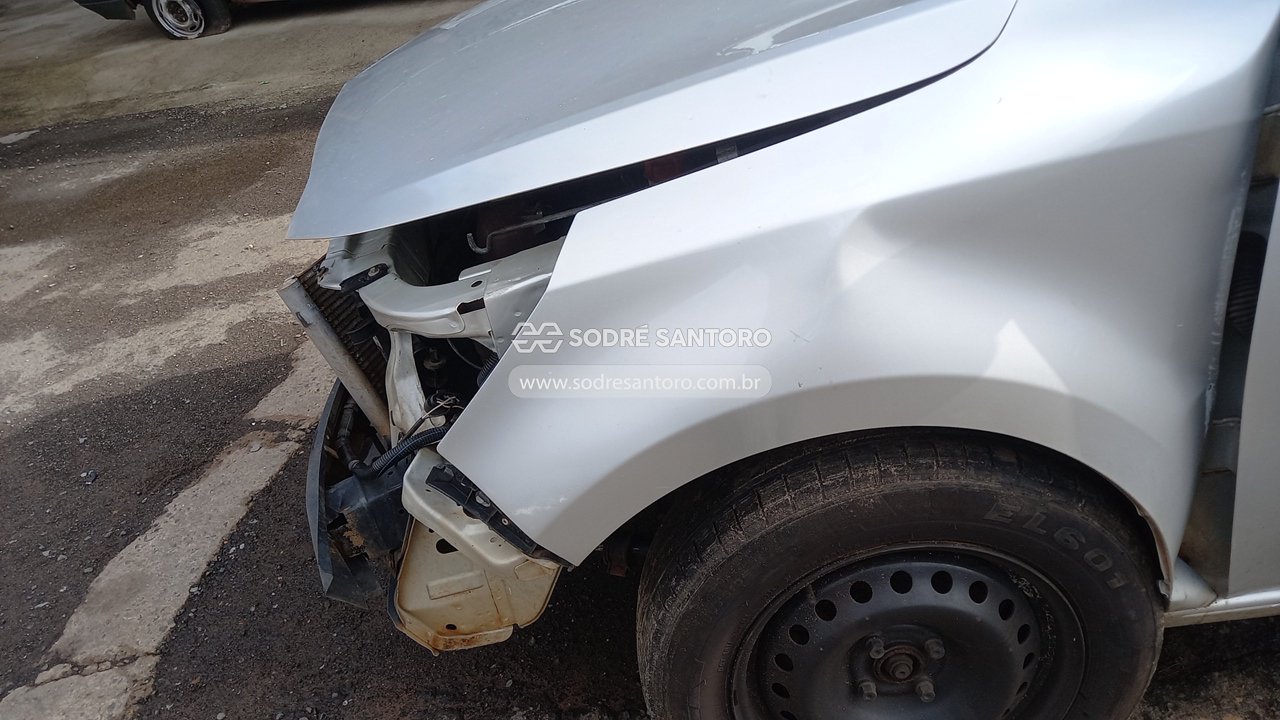 Chevrolet Montana LS - 2014/2015 — foto 11 de 12
