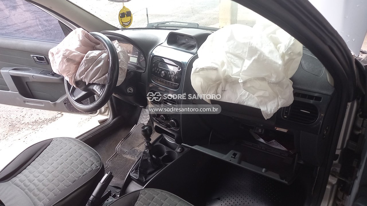 Fiat Strada Advent Flex - 2015/2015 — foto 8 de 12