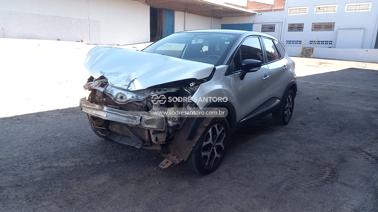 Renault Captur Zen 16a - 2017/2018 — foto 3 de 12