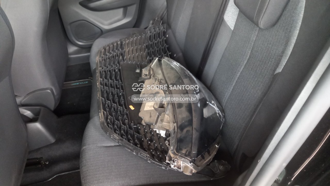 Peugeot 208 Style MT - 2022/2023 — foto 11 de 12