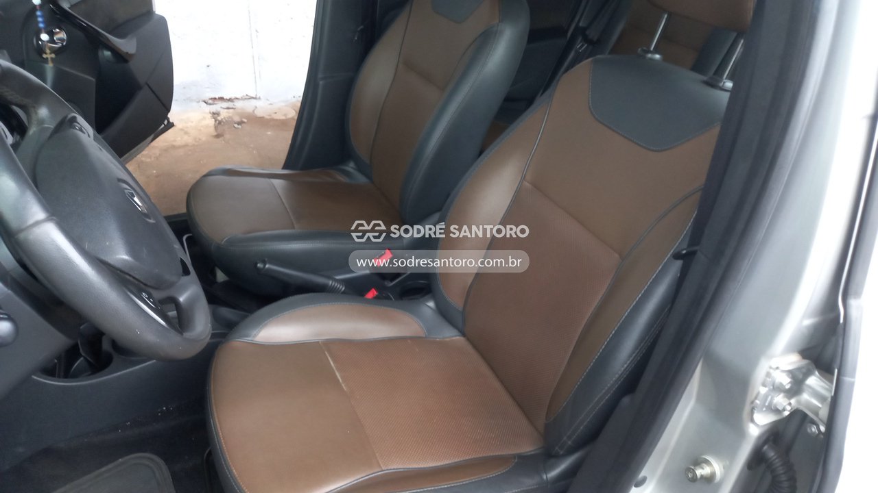 Renault Duster 4x2a - 2015/2016 — foto 9 de 12