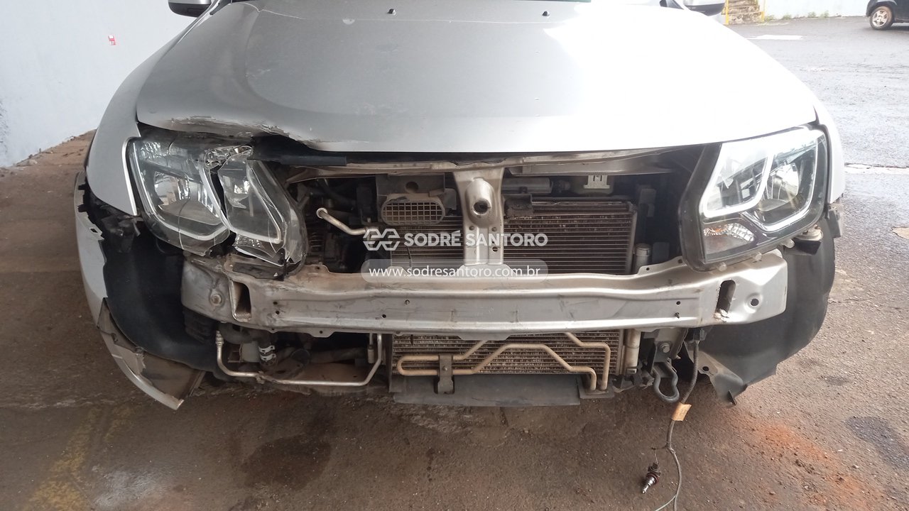 Renault Duster 4x2a - 2015/2016 — foto 11 de 12