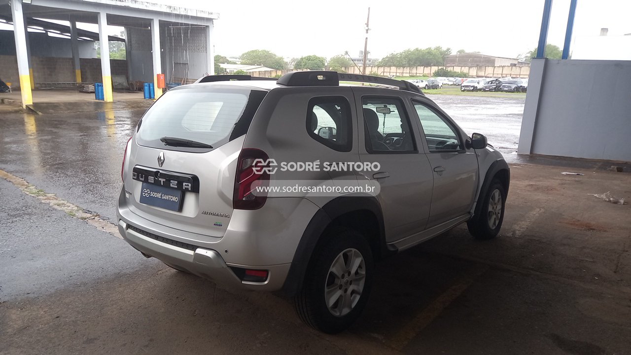 Renault Duster 4x2a - 2015/2016 — foto 4 de 12