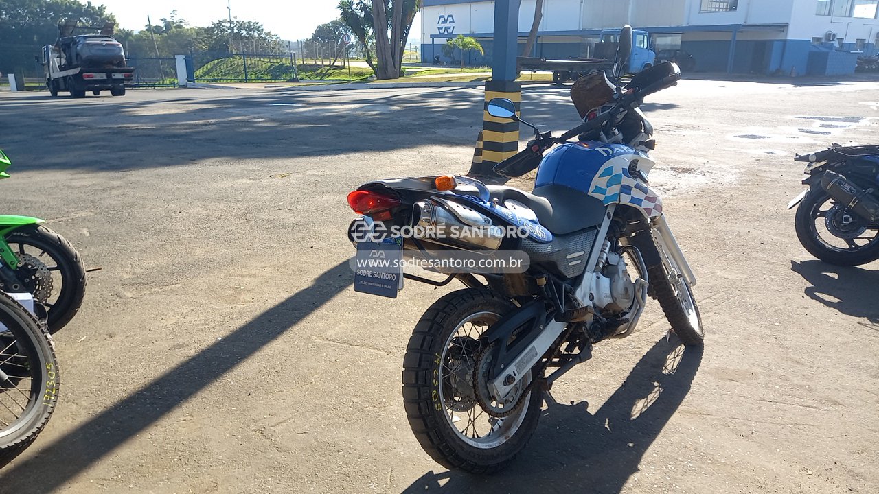 Bmw F650 GS Dakar - 2002/2003 — foto 4 de 11