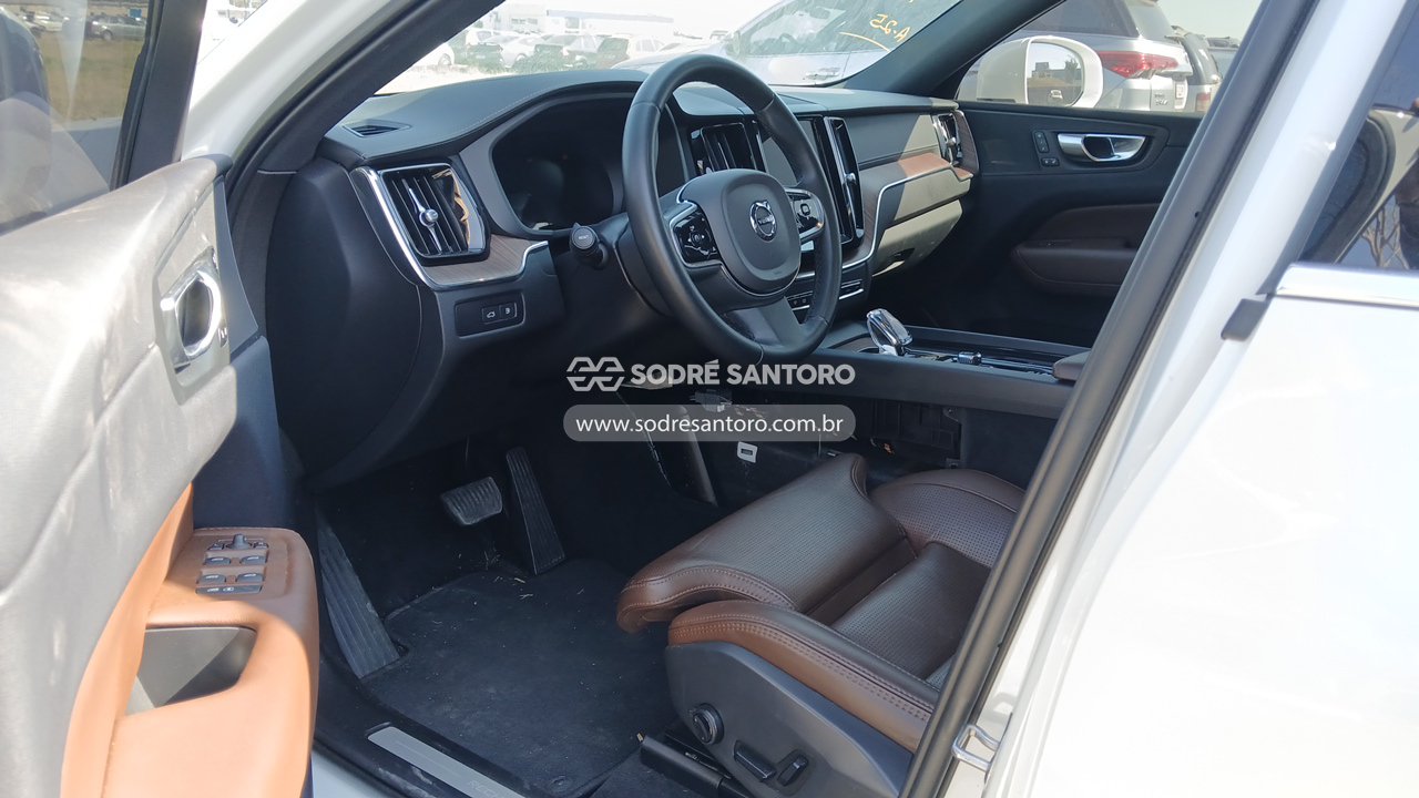 Volvo Xc60 T8 Ultimate - 2023/2023 — foto 6 de 12