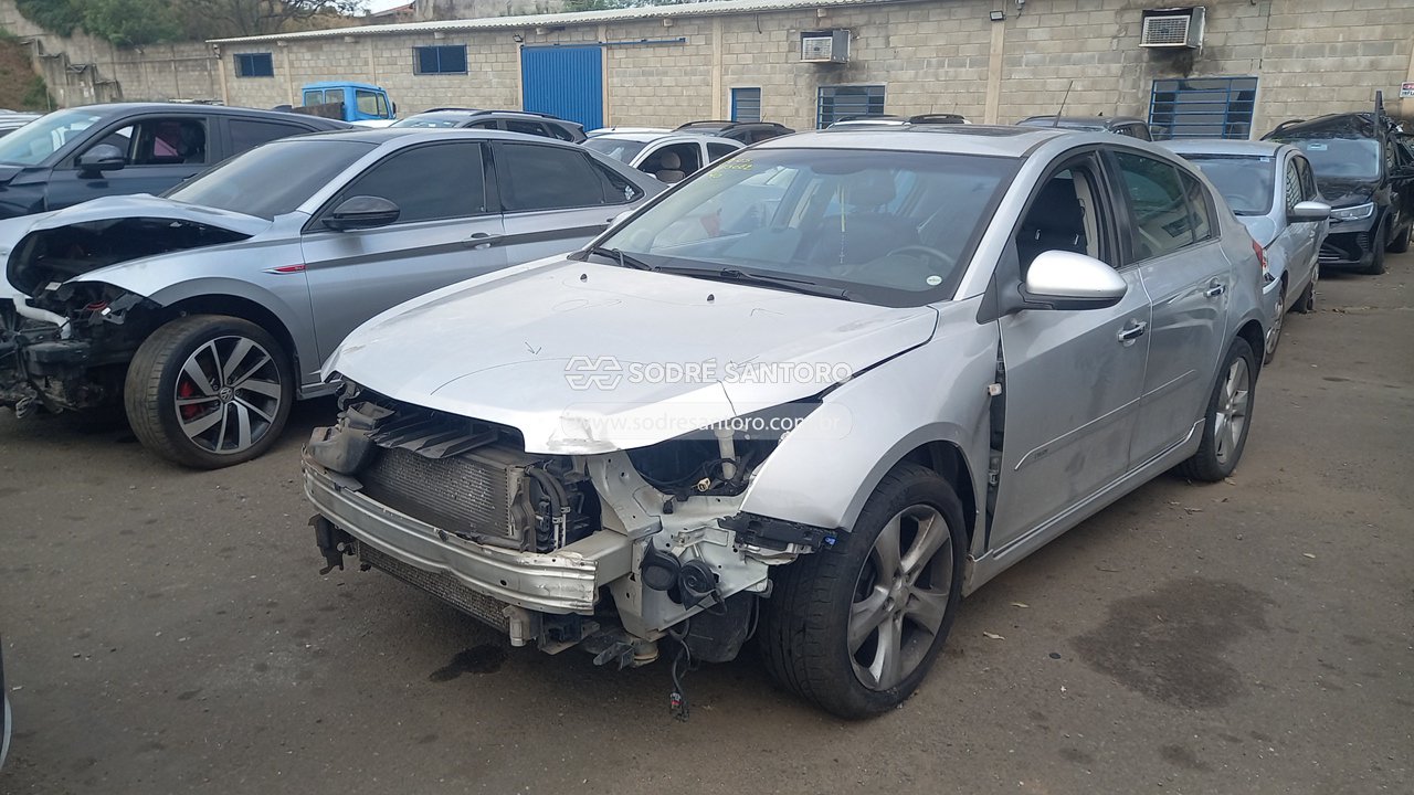 Chevrolet Cruze Ltz HB - 2013/2014 — foto 3 de 12