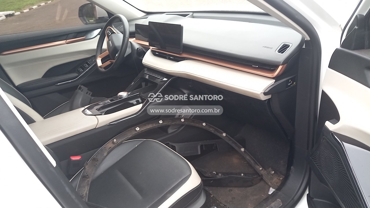 Gwm Haval H6 Phev 19 - 2024/2025 — foto 7 de 12