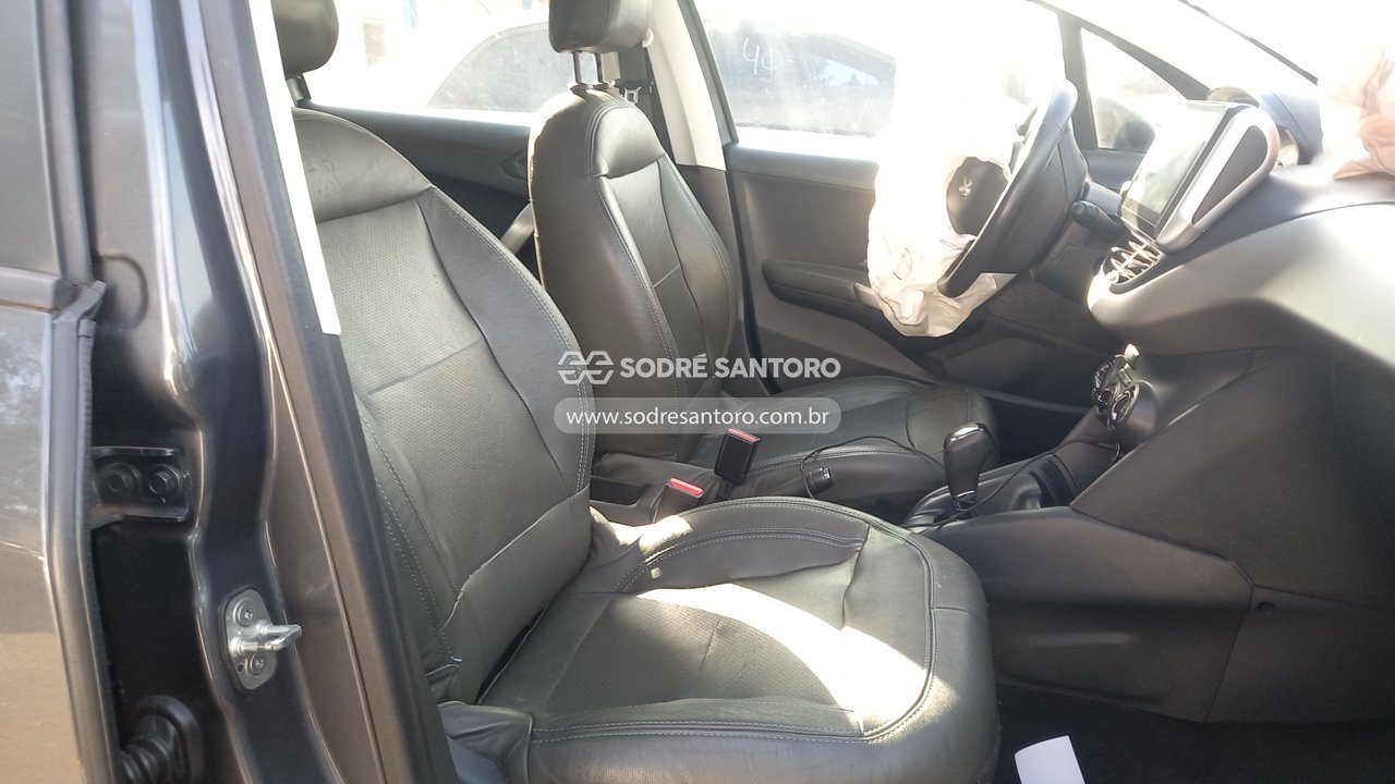 Peugeot 2008 Allure Eat6 - 2019/2019 — foto 8 de 12