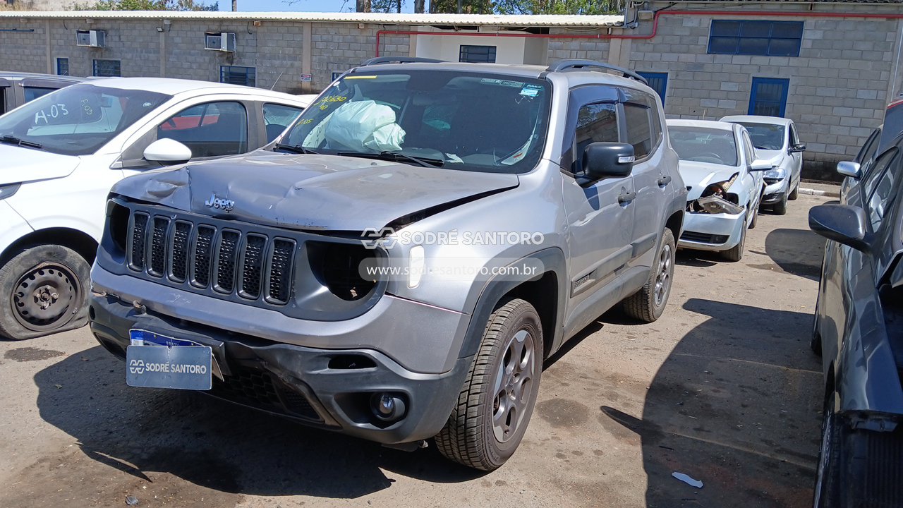 Jeep Renegade 1.8 Autom. - 2020/2020 — foto 3 de 10