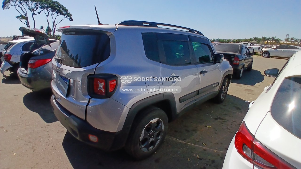 Jeep Renegade 1.8 Autom. - 2020/2020 — foto 4 de 10