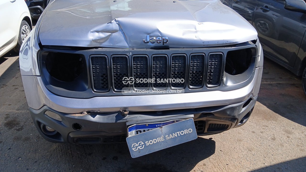 Jeep Renegade 1.8 Autom. - 2020/2020 — foto 10 de 10