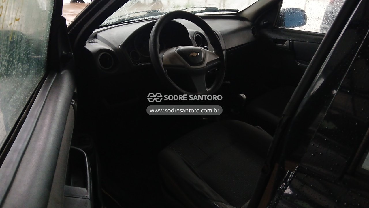 Chevrolet Celta 1.0l LT - 2013/2013 — foto 6 de 12