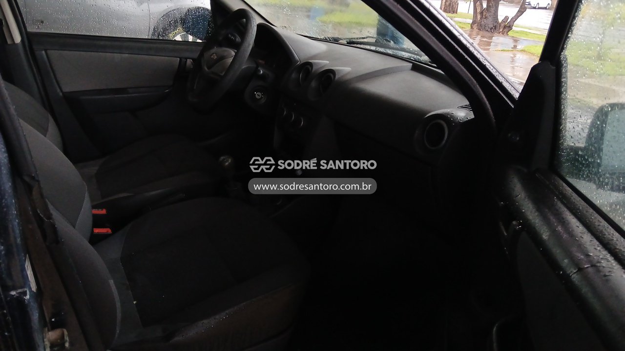 Chevrolet Celta 1.0l LT - 2013/2013 — foto 7 de 12