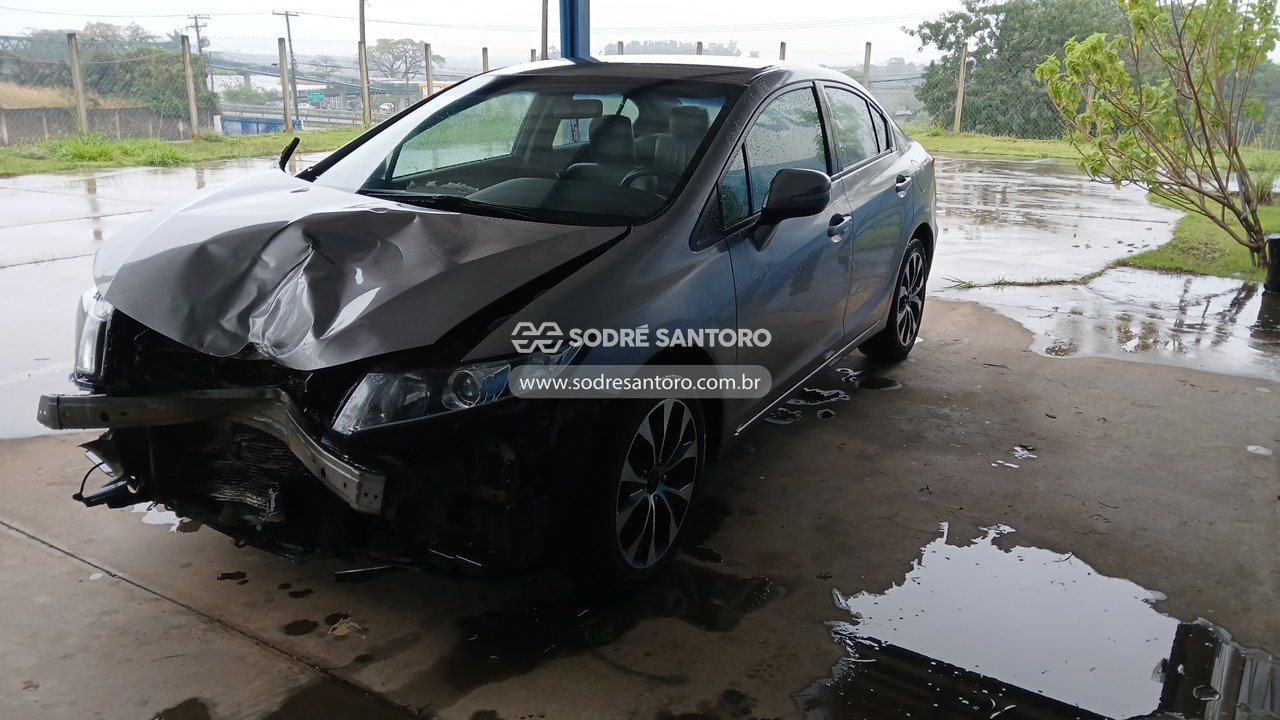 Honda Civic Lxr - 2014/2015 — foto 3 de 12