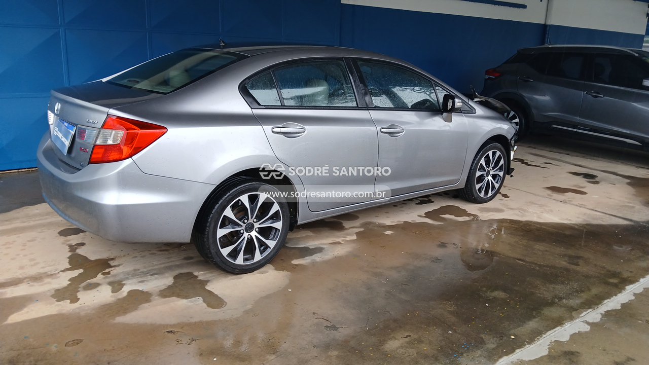 Honda Civic Lxr - 2014/2015 — foto 4 de 12