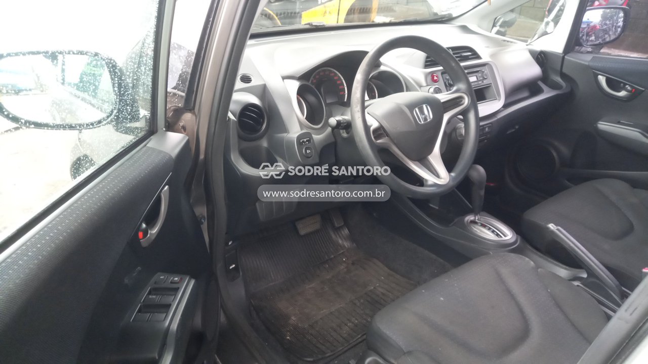 Honda Fit LX Flex - 2010/2011 — foto 6 de 12