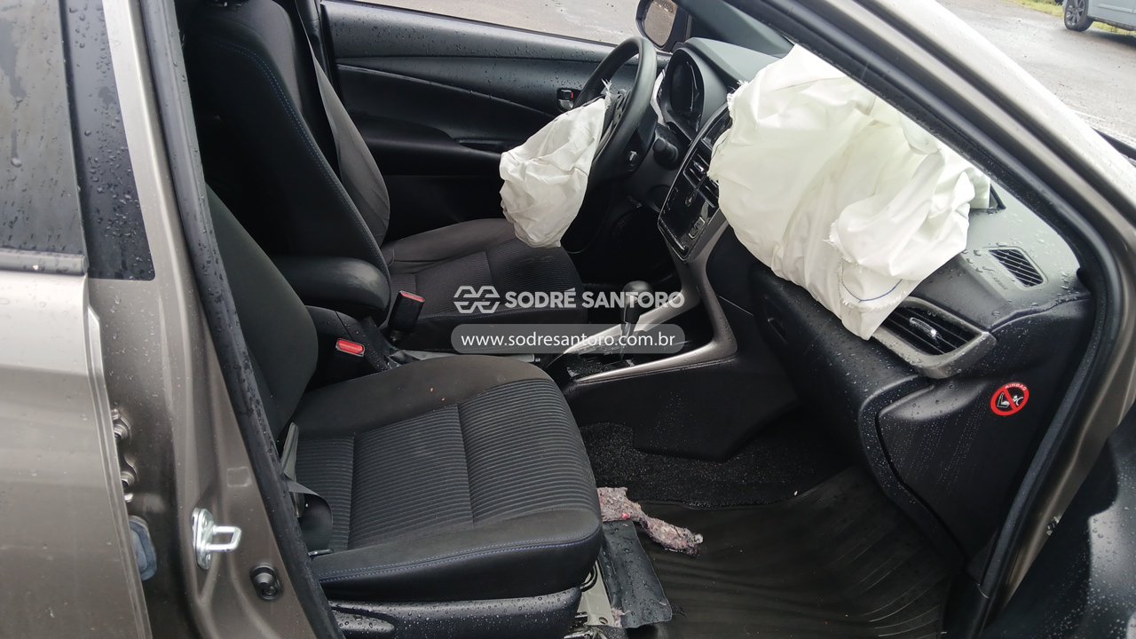 Toyota Yaris HB Xlplusat - 2019/2020 — foto 8 de 9