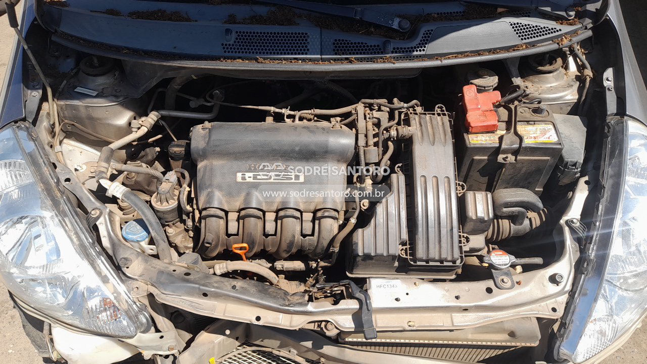 Honda Fit LX - 2006/2007 — foto 5 de 12