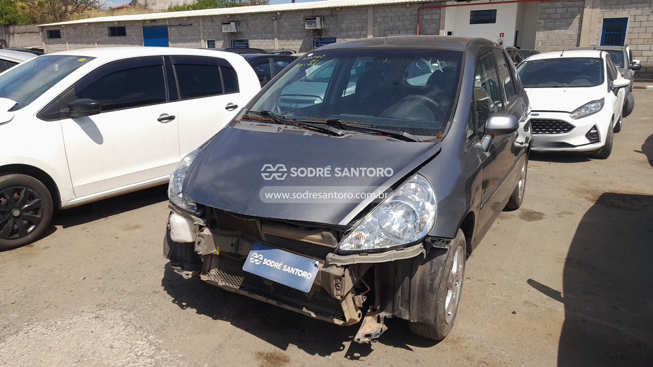 Honda Fit LX - 2006/2007 — foto 3 de 12