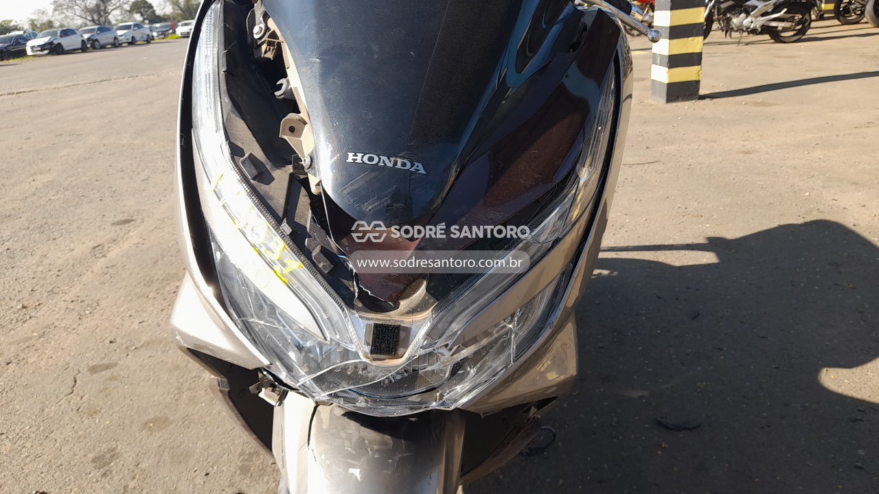 Honda Pcx 150 Dlx Abs - 2022/2022 — foto 9 de 12