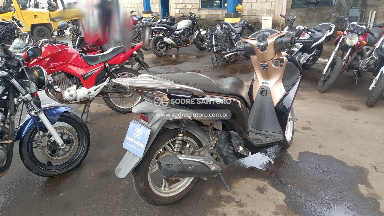 Honda SH 150i Dlx - 2020/2020 — foto 4 de 12