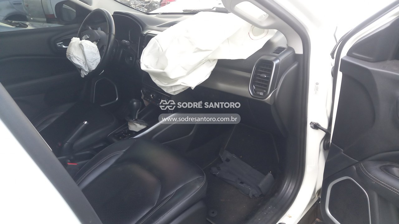 Fiat Toro Volc At9 4x4 - 2021/2022 — foto 8 de 12