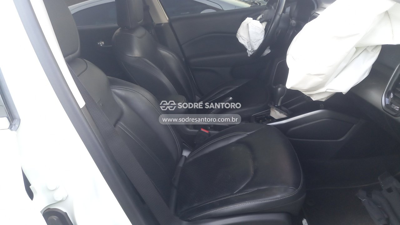 Fiat Toro Volc At9 4x4 - 2021/2022 — foto 9 de 12