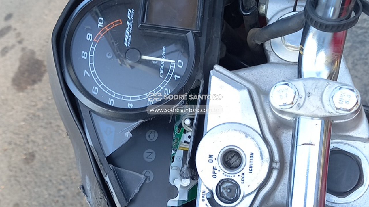 Honda CB 300r - 2015/2015 — foto 7 de 12