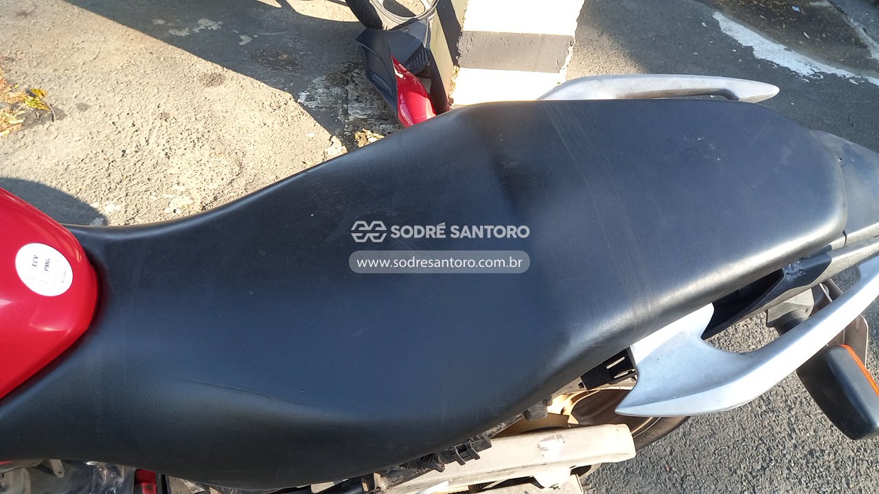 Honda CB 300r - 2015/2015 — foto 8 de 12