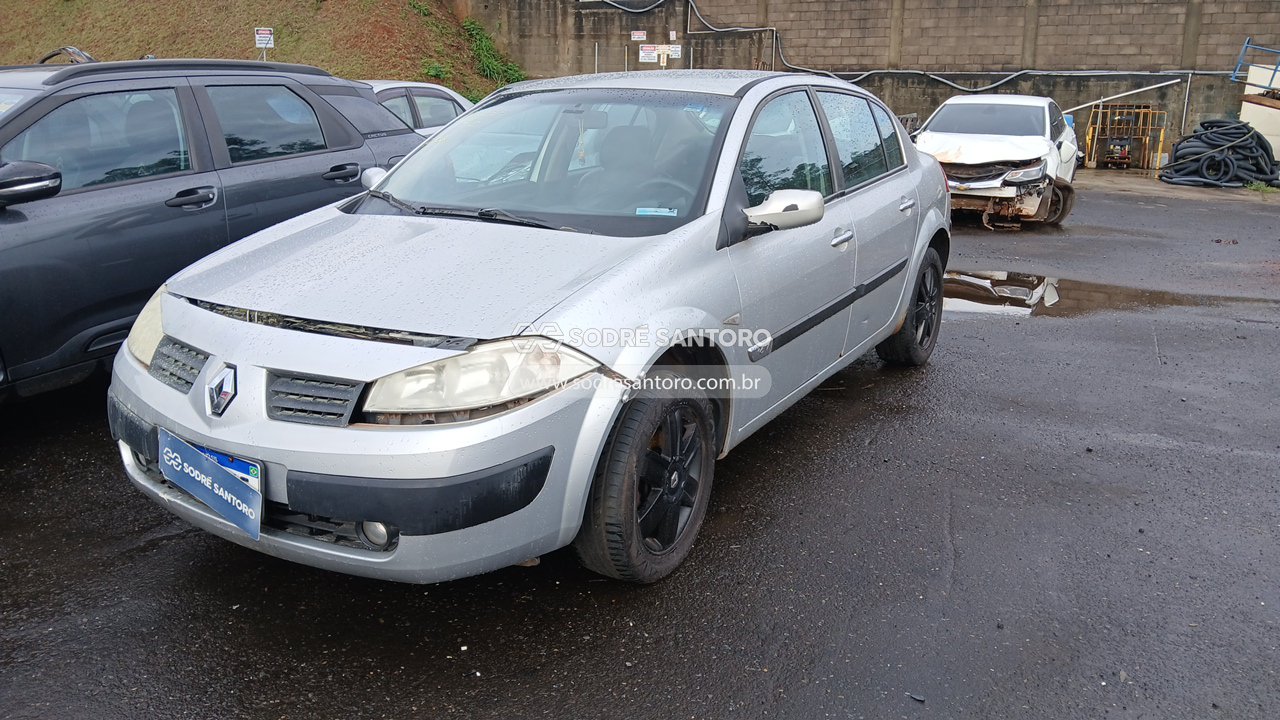 Renault Megane SD Dyn 16 - 2008/2008 — foto 3 de 12