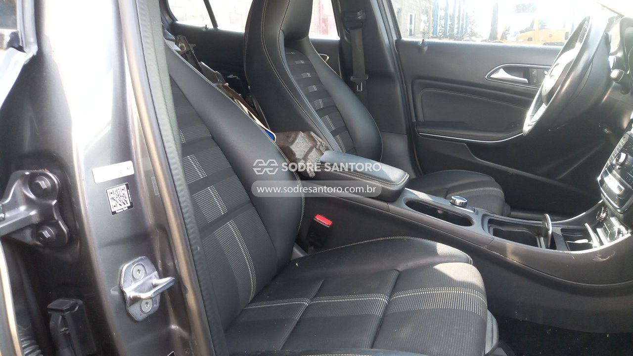 Mercedes-benz Gla 200 FF - 2018/2019 — foto 8 de 12