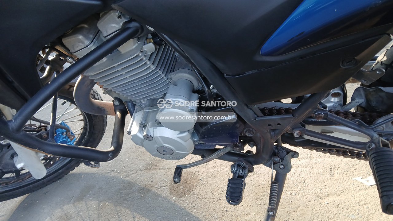 Honda Xre 300 - 2014/2015 — foto 5 de 12