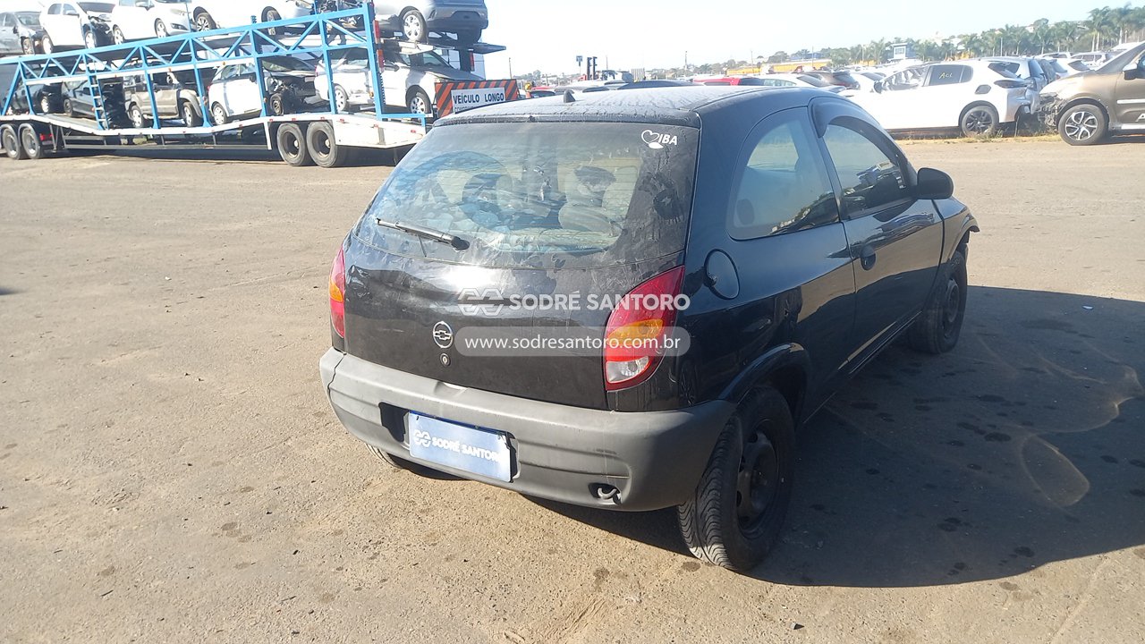 Chevrolet Celta - 2001/2001 — foto 4 de 12