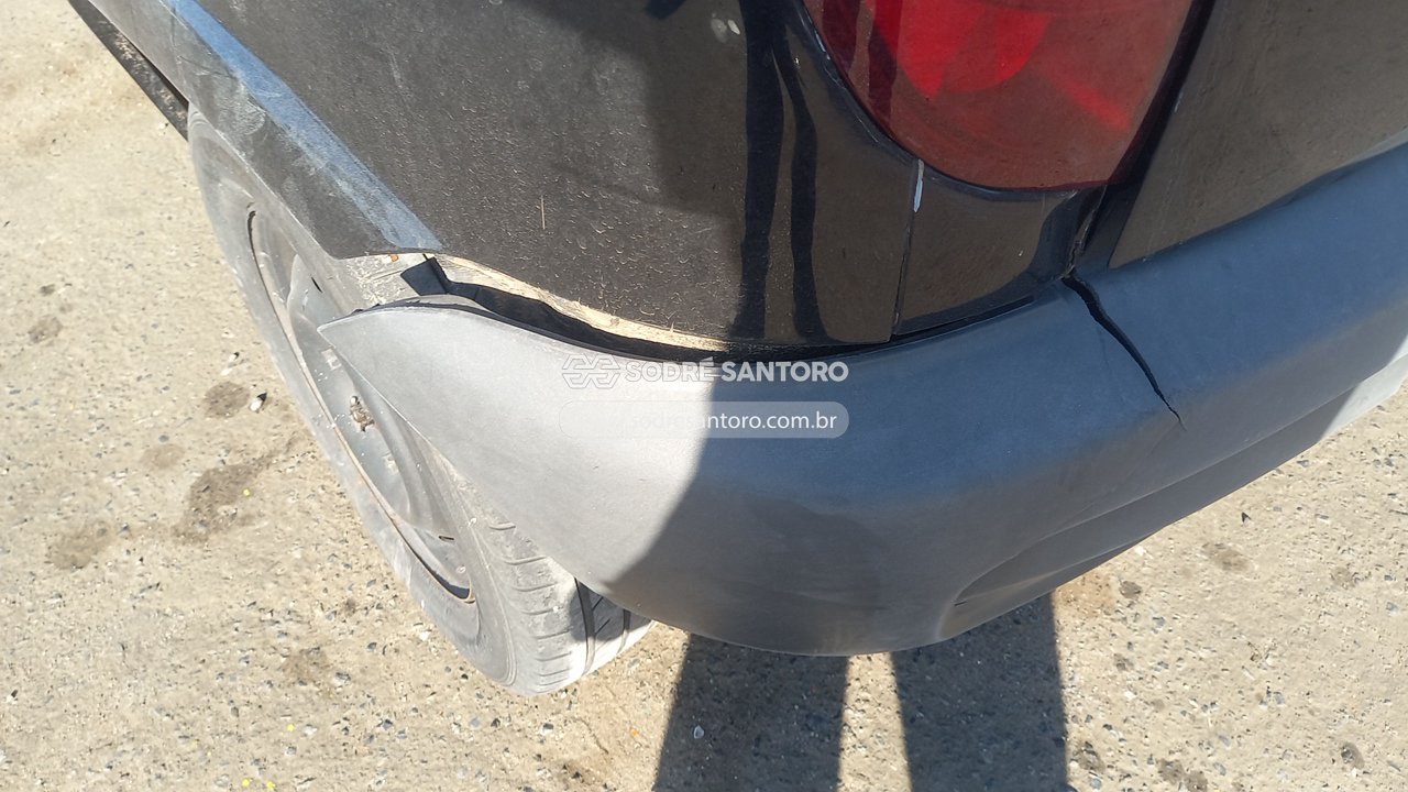 Chevrolet Celta - 2001/2001 — foto 10 de 12