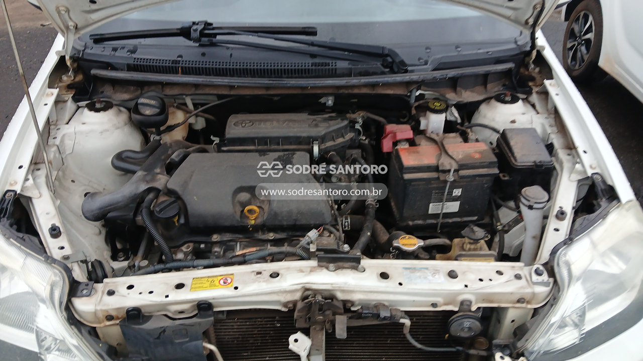 Toyota Etios SD XS - 2015/2016 — foto 5 de 11