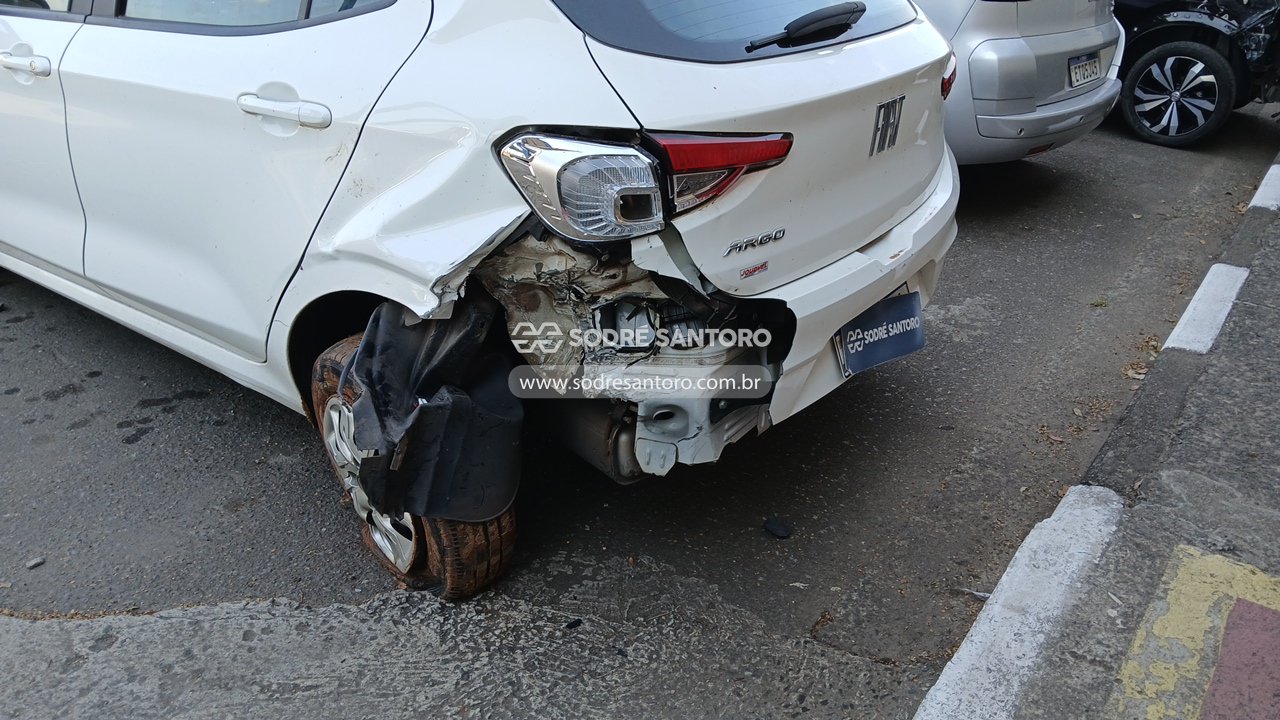 Fiat Argo Drive 1.3 Gsr - 2018/2018 — foto 11 de 12