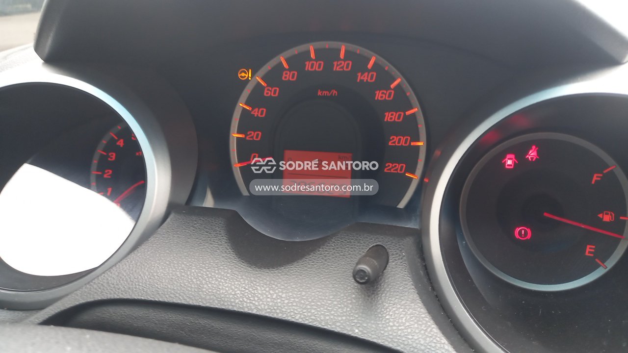 Honda Fit DX Flex - 2012/2013 — foto 7 de 12