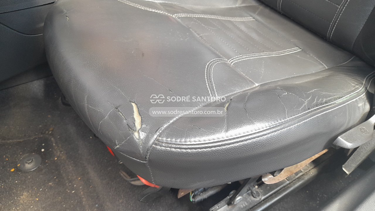 Ford Fiesta HA 1.6l TI A - 2014/2015 — foto 11 de 12
