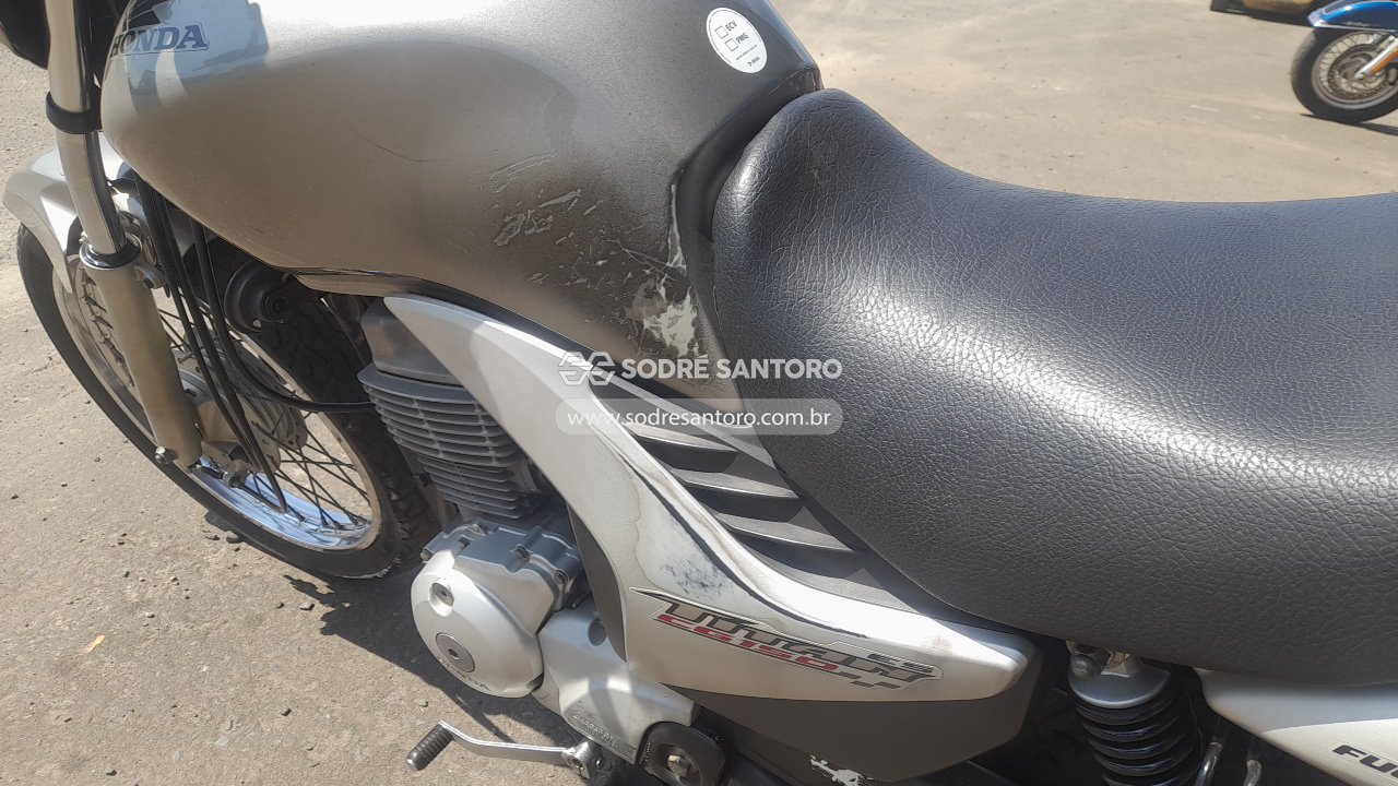 Honda CG 150 Titan ES - 2009/2009 — foto 11 de 12