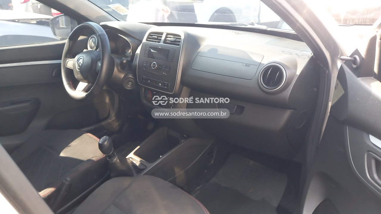 Renault Kwid Zen 10mt - 2017/2018 — foto 8 de 11