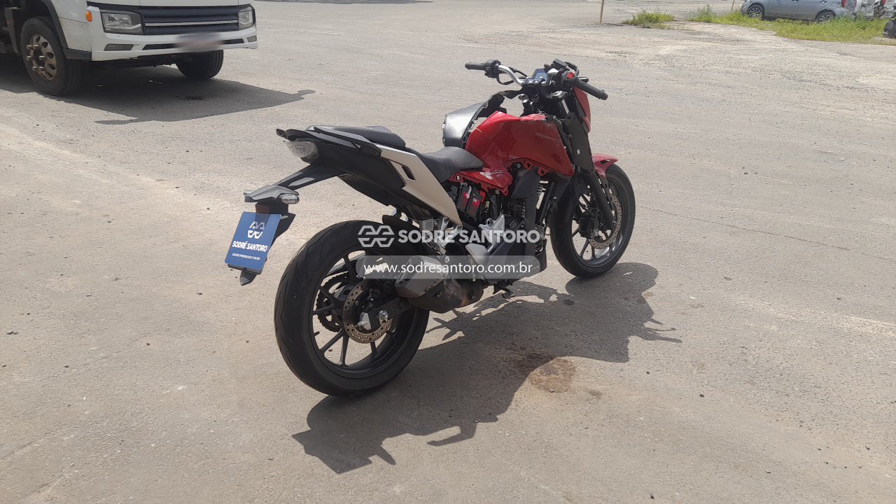 Honda CB 300f Twister Abs - 2025/2026 — foto 4 de 12