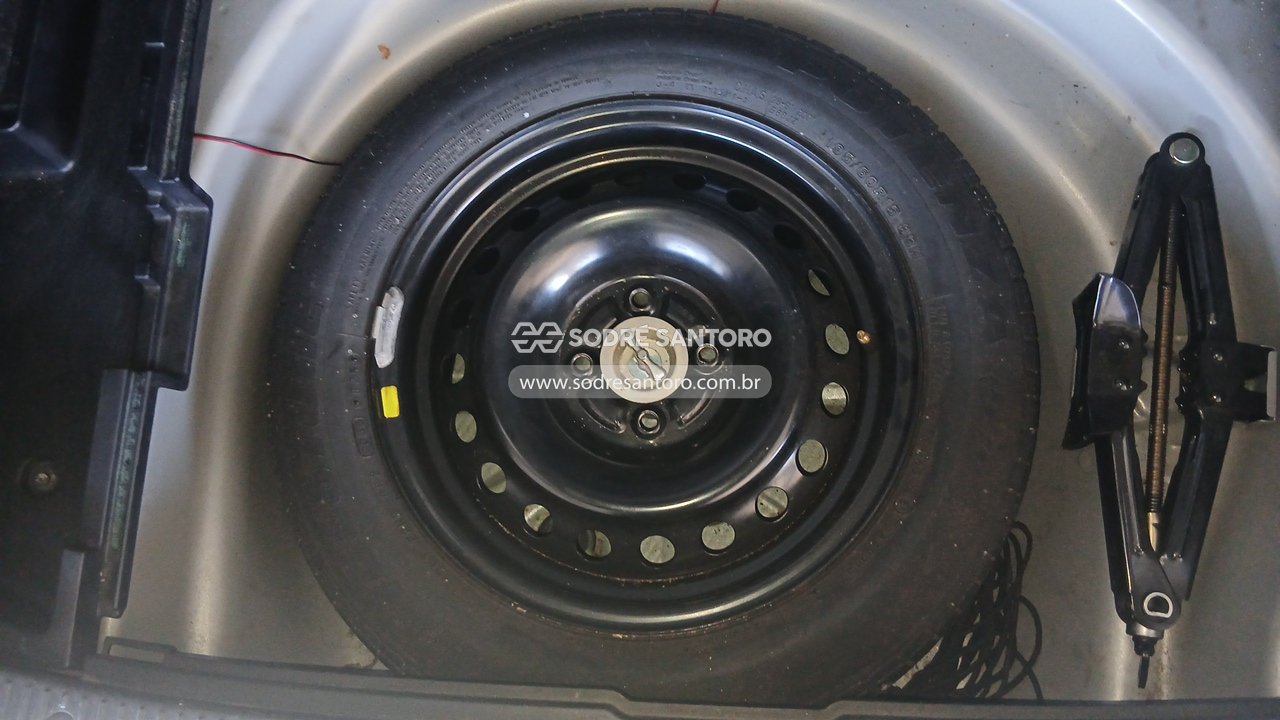 Toyota Fielder - 2006/2006 — foto 9 de 12